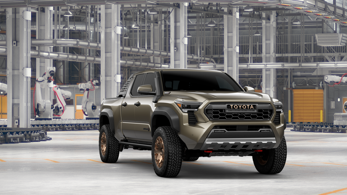 2026 Toyota Tacoma i-FORCE MAX Trailhunter