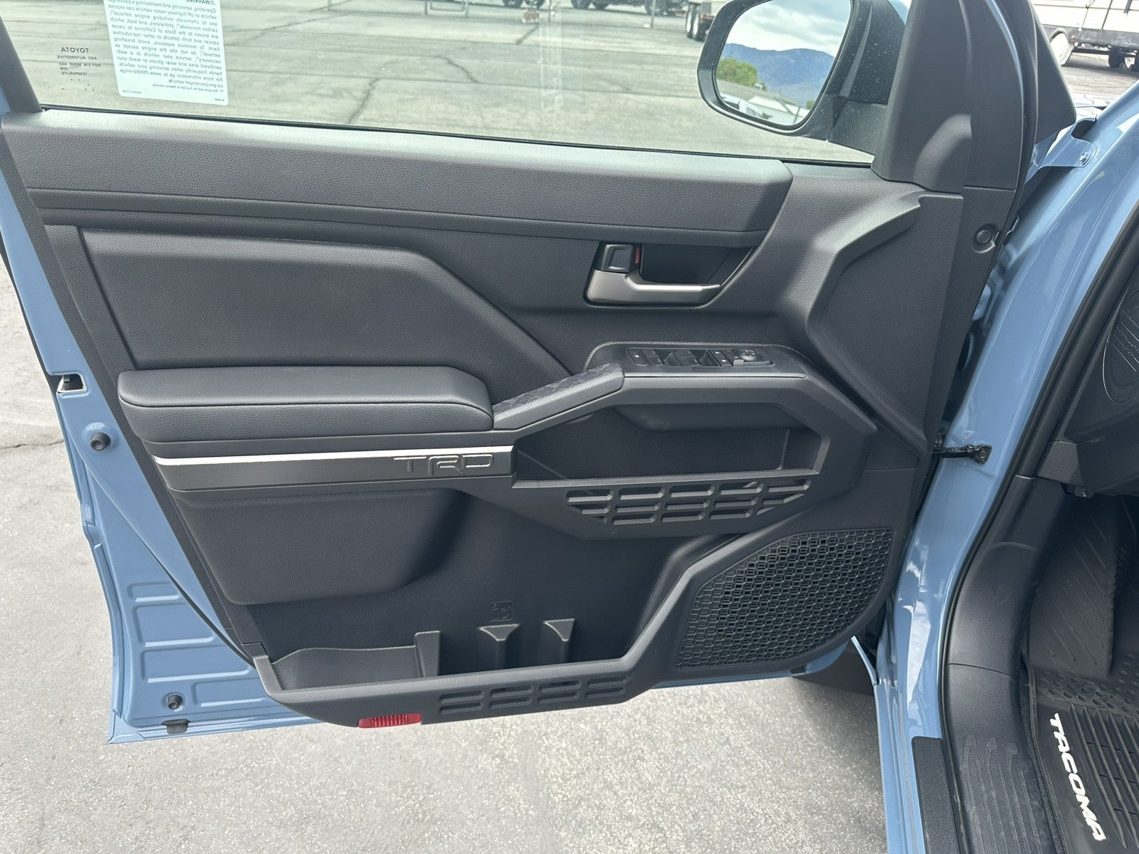 2026 Toyota Tacoma i-FORCE MAX TRD Off-Road i-FORCE MAX