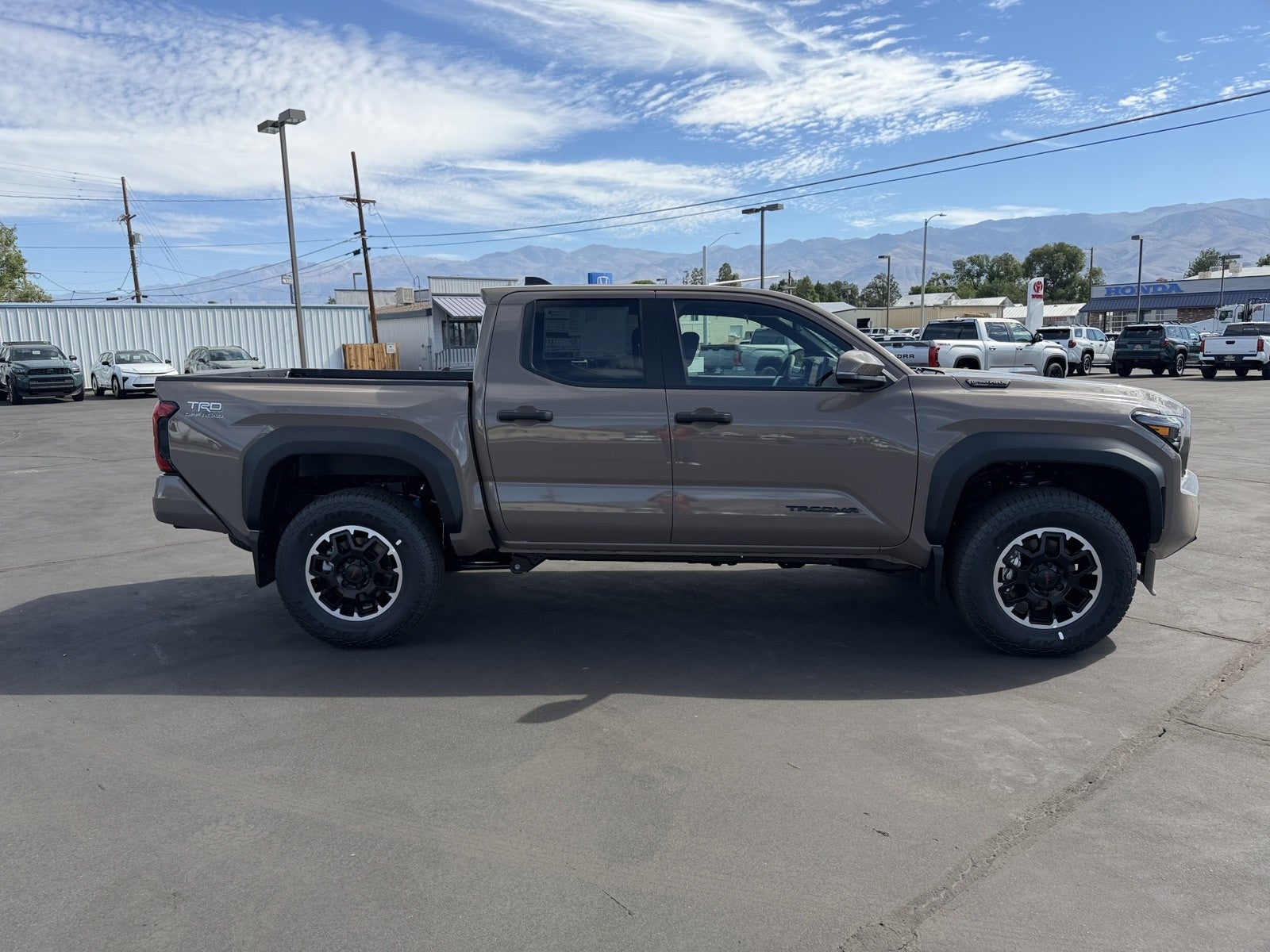 2026 Toyota Tacoma i-FORCE MAX TRD Off-Road i-FORCE MAX