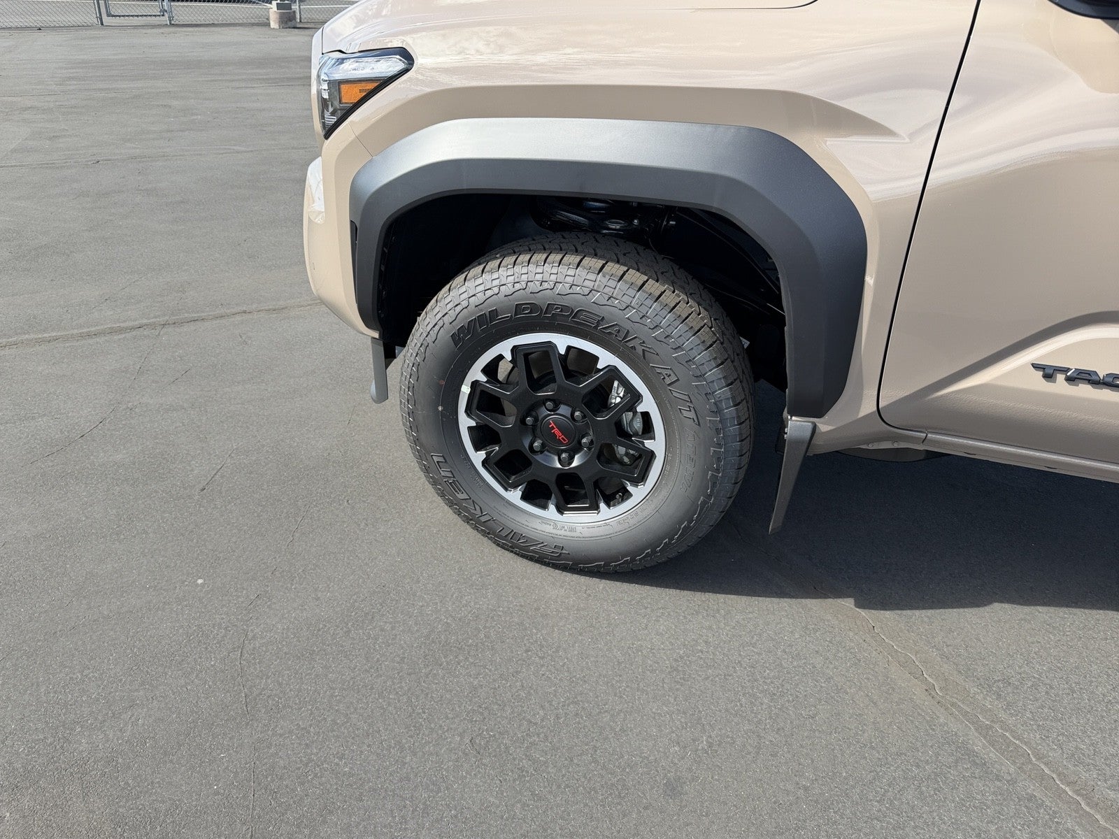2026 Toyota Tacoma i-FORCE MAX TRD Off-Road i-FORCE MAX