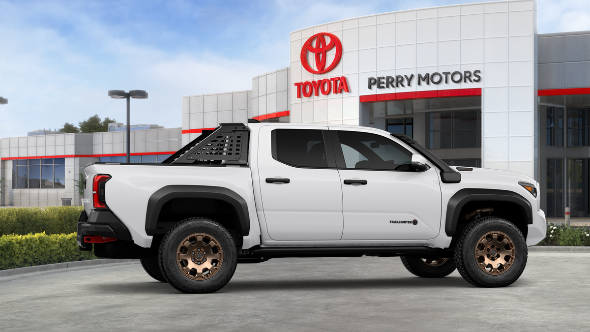 2025 Toyota Tacoma i-FORCE MAX Trailhunter