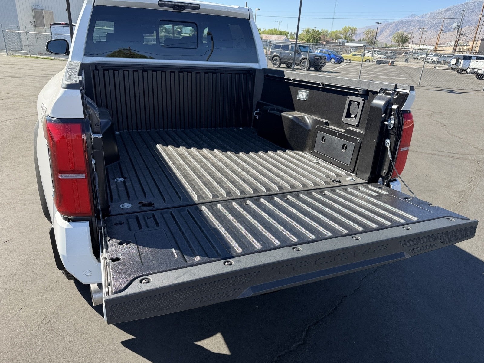 2026 Toyota Tacoma i-FORCE MAX TRD Off-Road i-FORCE MAX