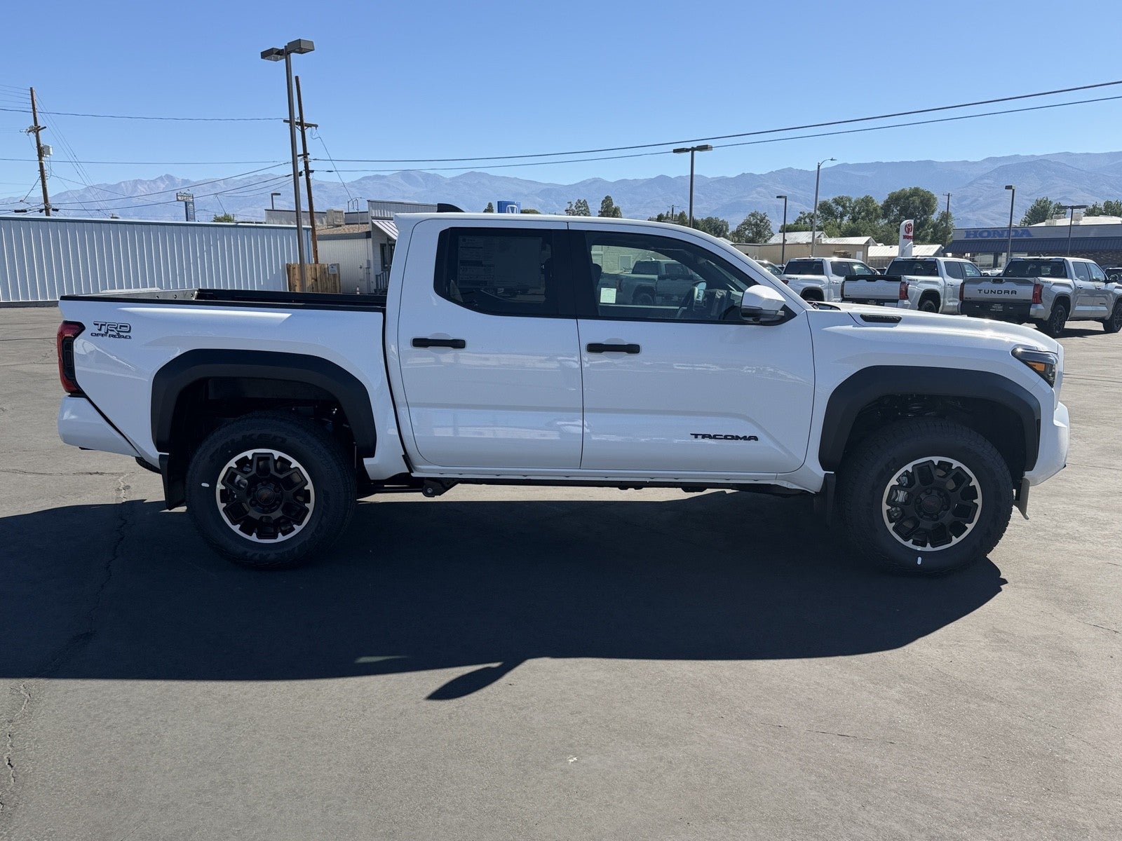 2026 Toyota Tacoma i-FORCE MAX TRD Off-Road i-FORCE MAX