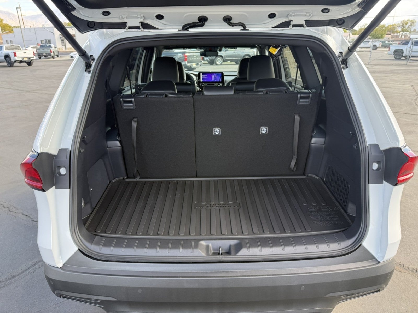2026 Toyota Grand Highlander Hybrid Hybrid Nightshade