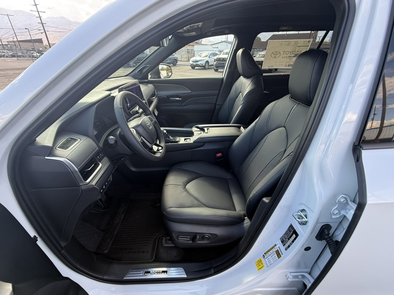 2026 Toyota Grand Highlander Hybrid Hybrid Nightshade