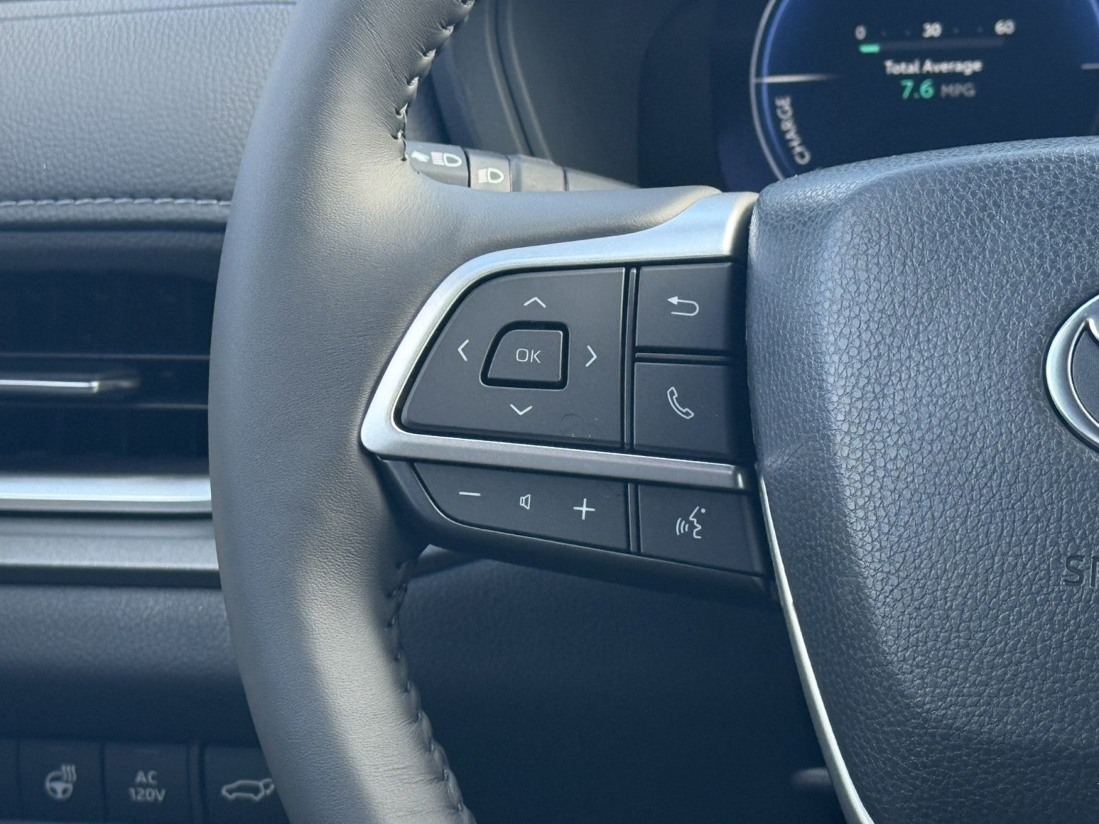 2026 Toyota Grand Highlander Hybrid Hybrid Nightshade