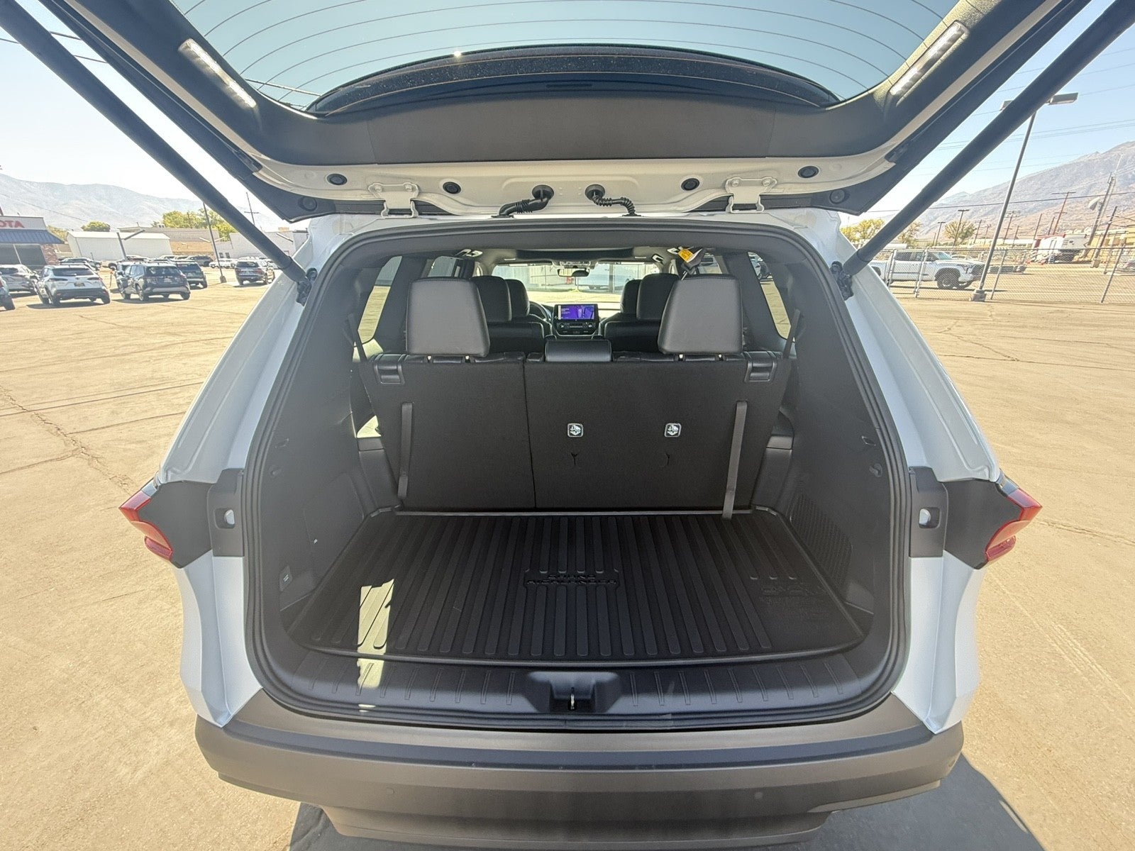 2026 Toyota Grand Highlander Hybrid Hybrid Nightshade