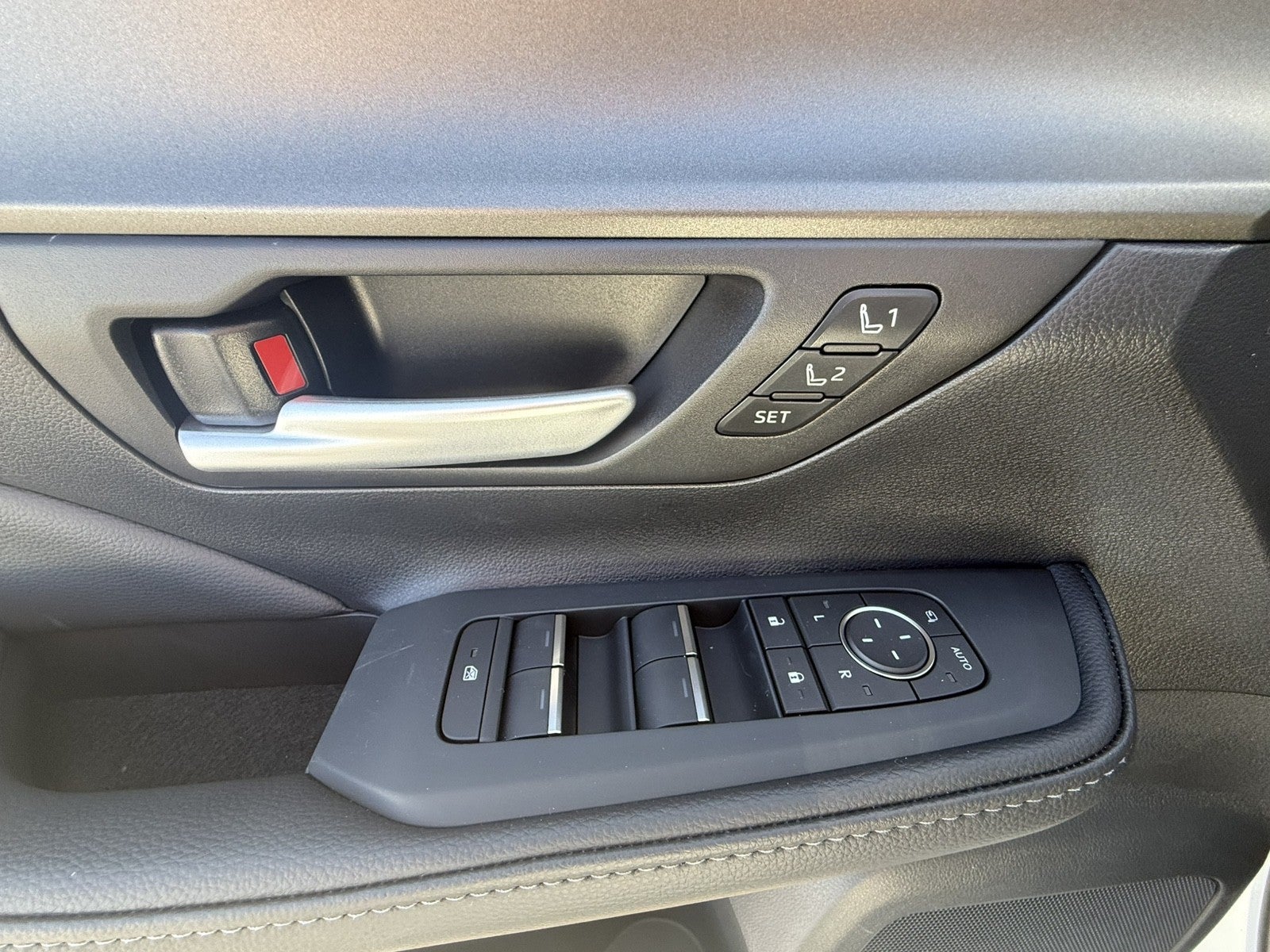 2026 Toyota Grand Highlander Hybrid Hybrid Nightshade