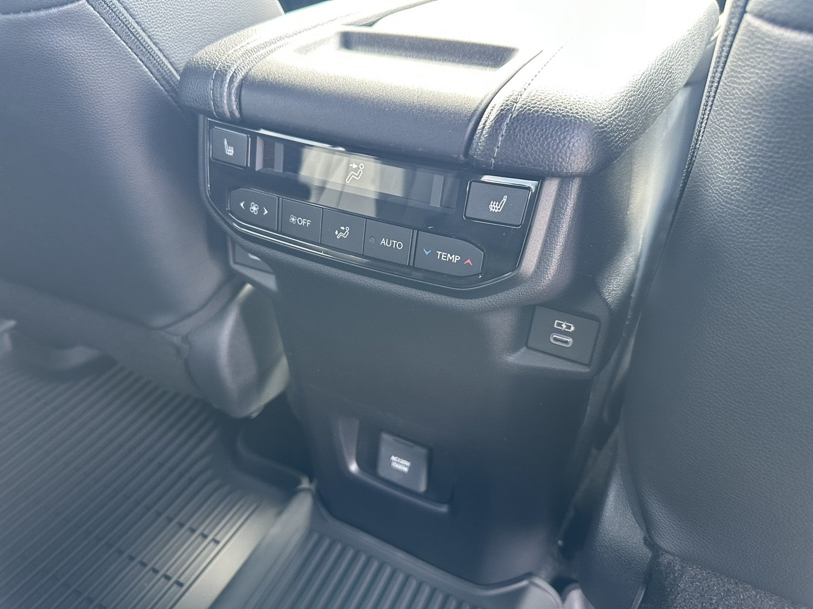 2026 Toyota Grand Highlander Hybrid Hybrid Nightshade