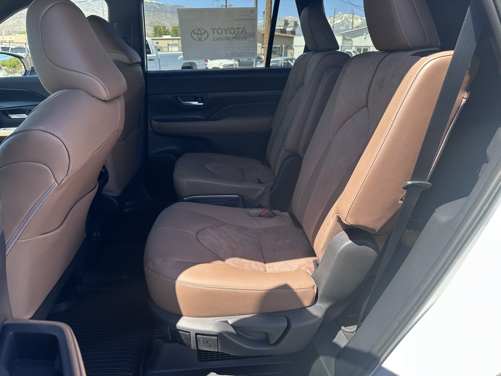 2026 Toyota Grand Highlander Hybrid Hybrid MAX Platinum