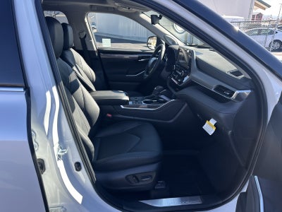 2026 Toyota Highlander Hybrid Hybrid Platinum