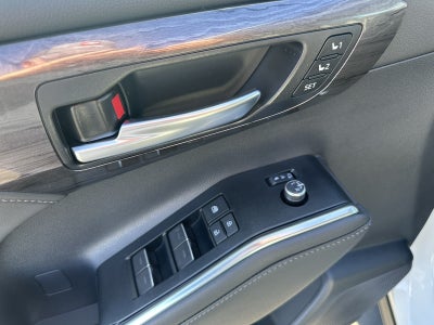 2026 Toyota Highlander Hybrid Hybrid Platinum