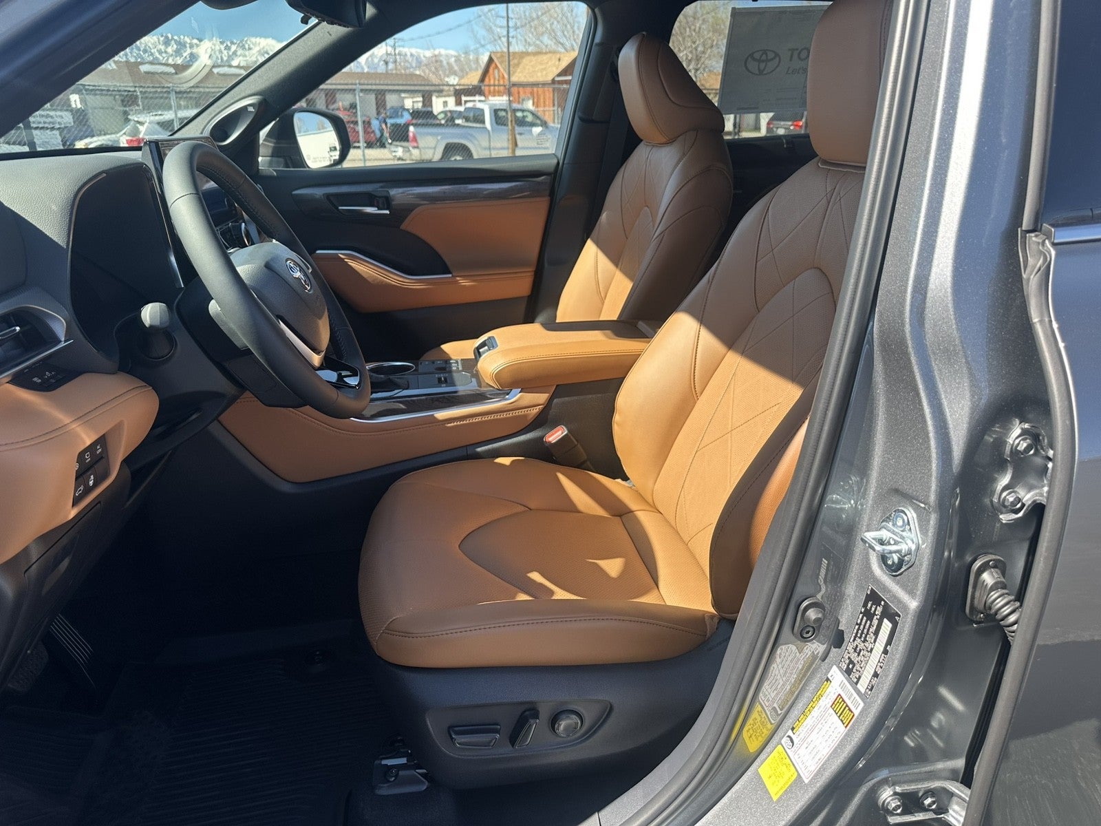 2026 Toyota Highlander Hybrid Hybrid Platinum