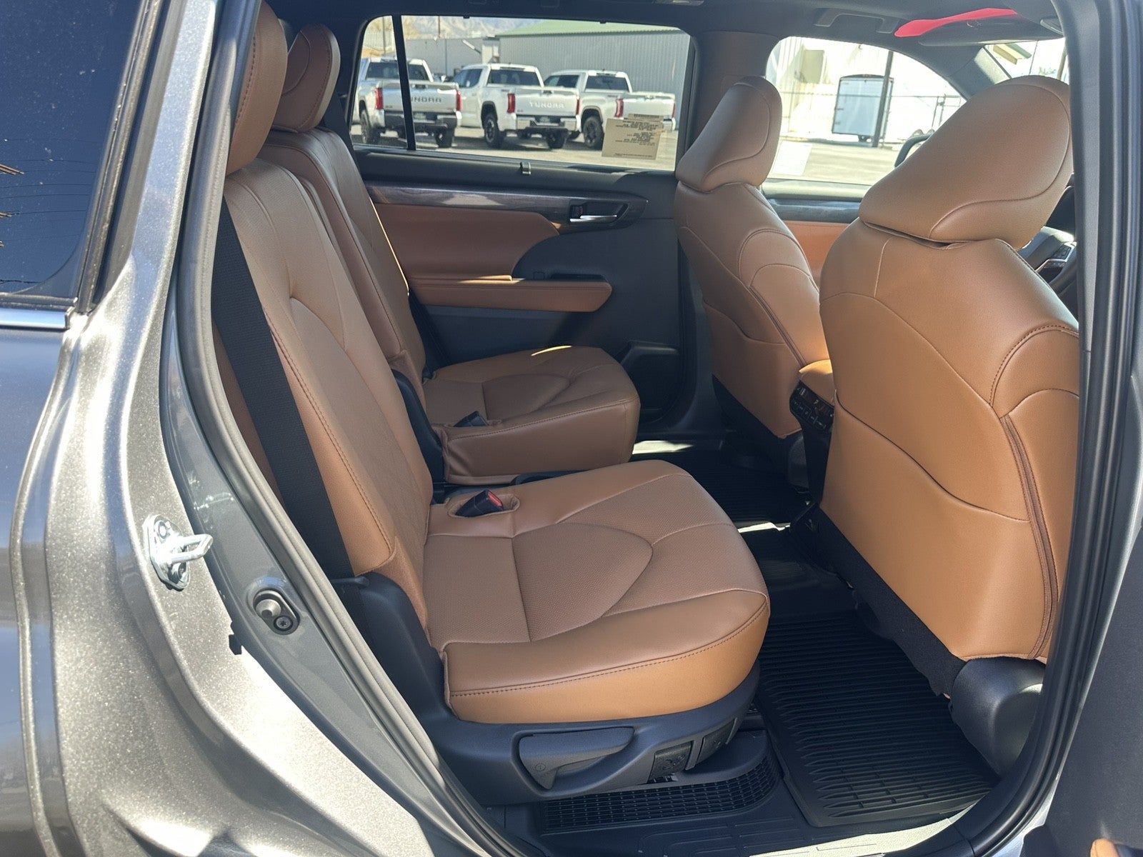 2026 Toyota Highlander Hybrid Hybrid Platinum