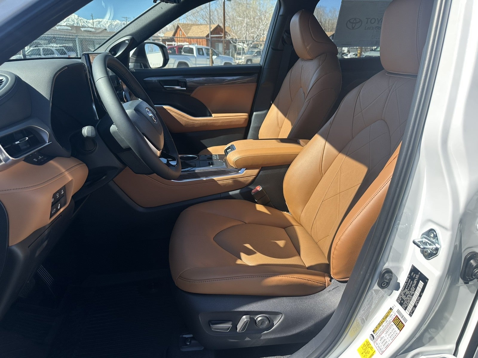 2026 Toyota Highlander Hybrid Hybrid Platinum