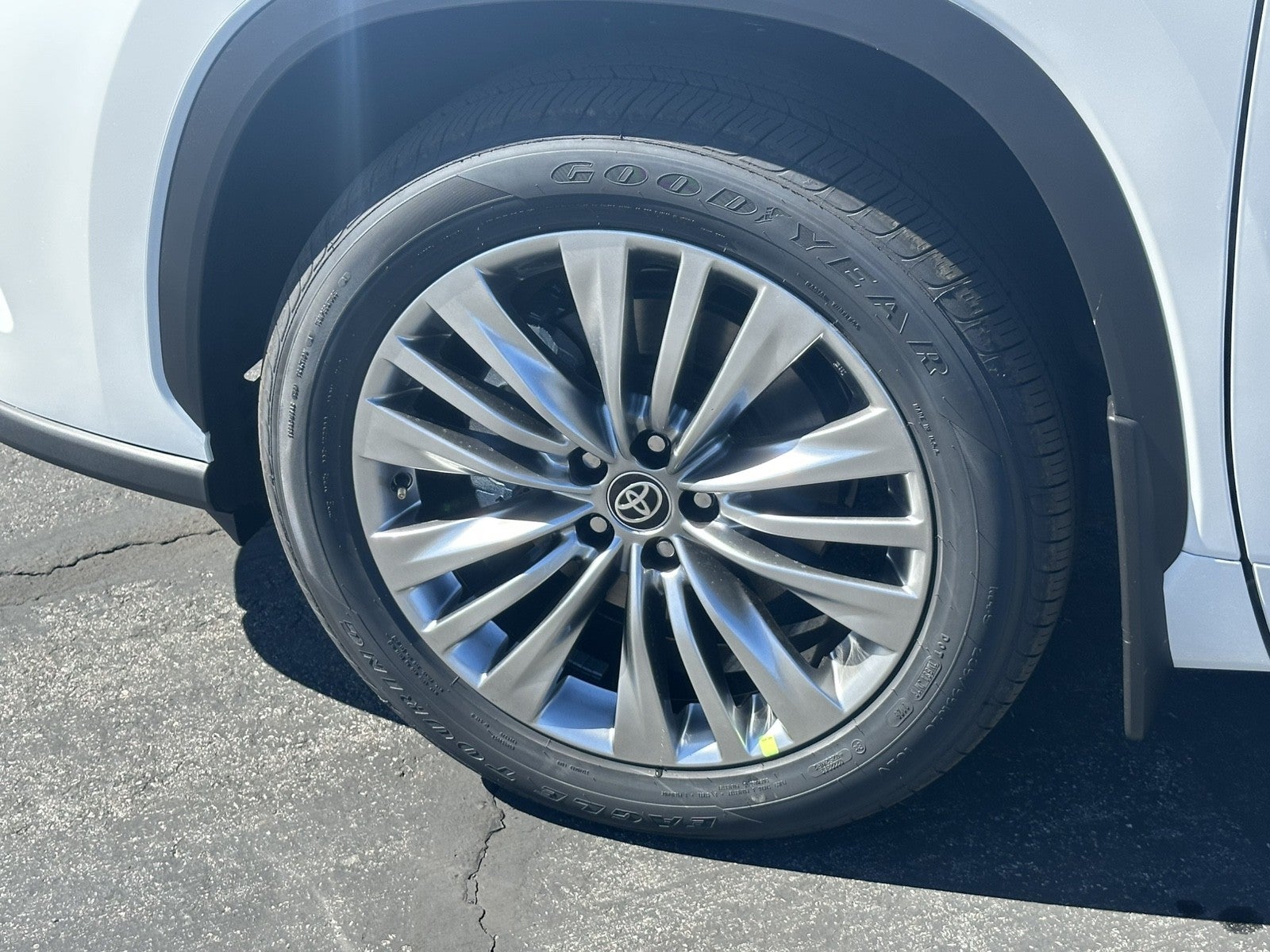 2026 Toyota Highlander Hybrid Hybrid Platinum