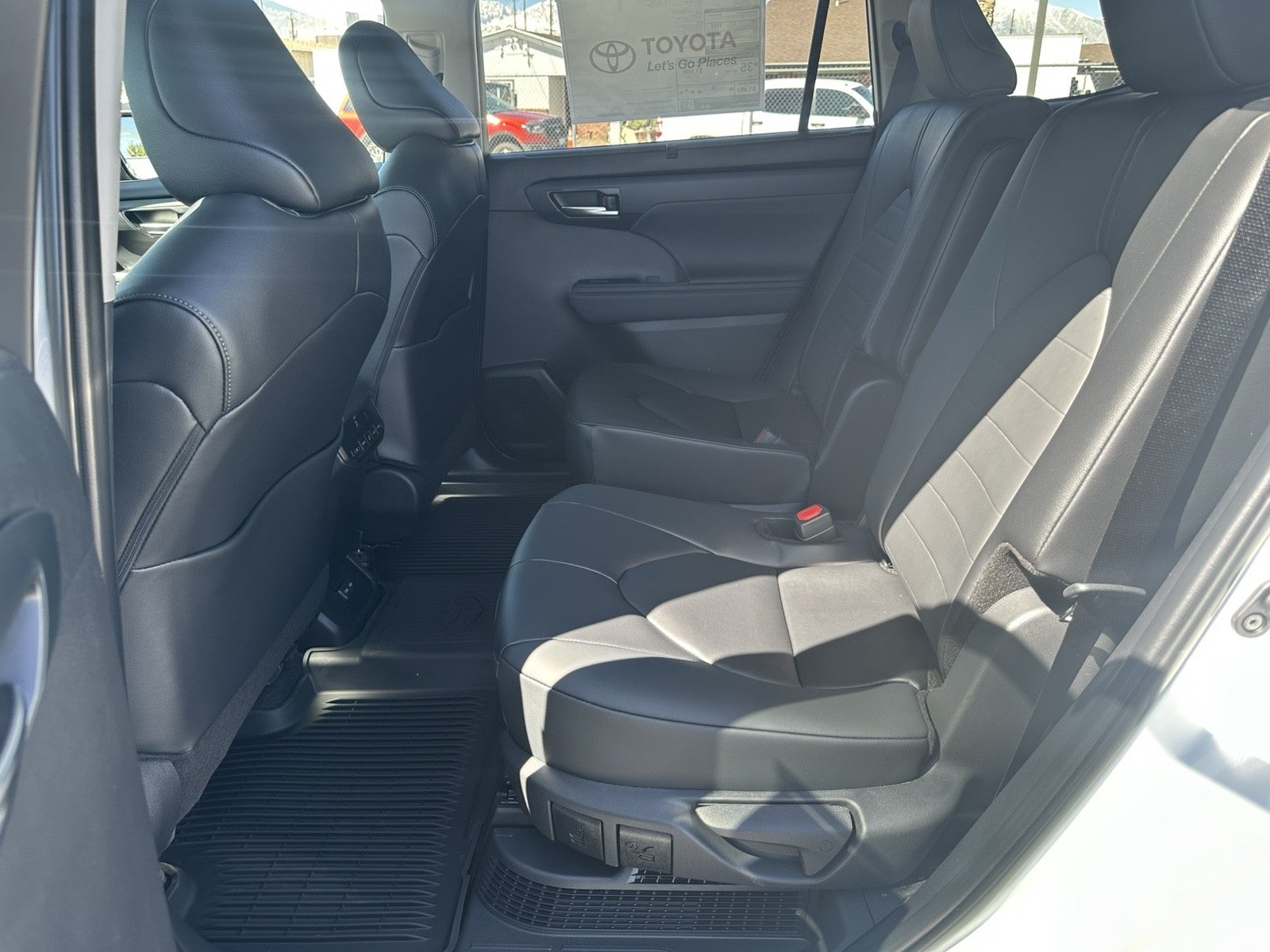 2026 Toyota Highlander Hybrid Hybrid XLE