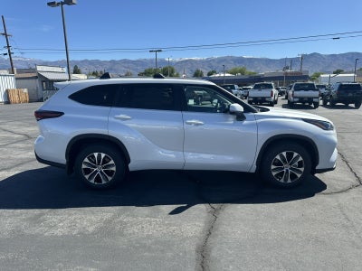 2026 Toyota Highlander Hybrid Hybrid XLE