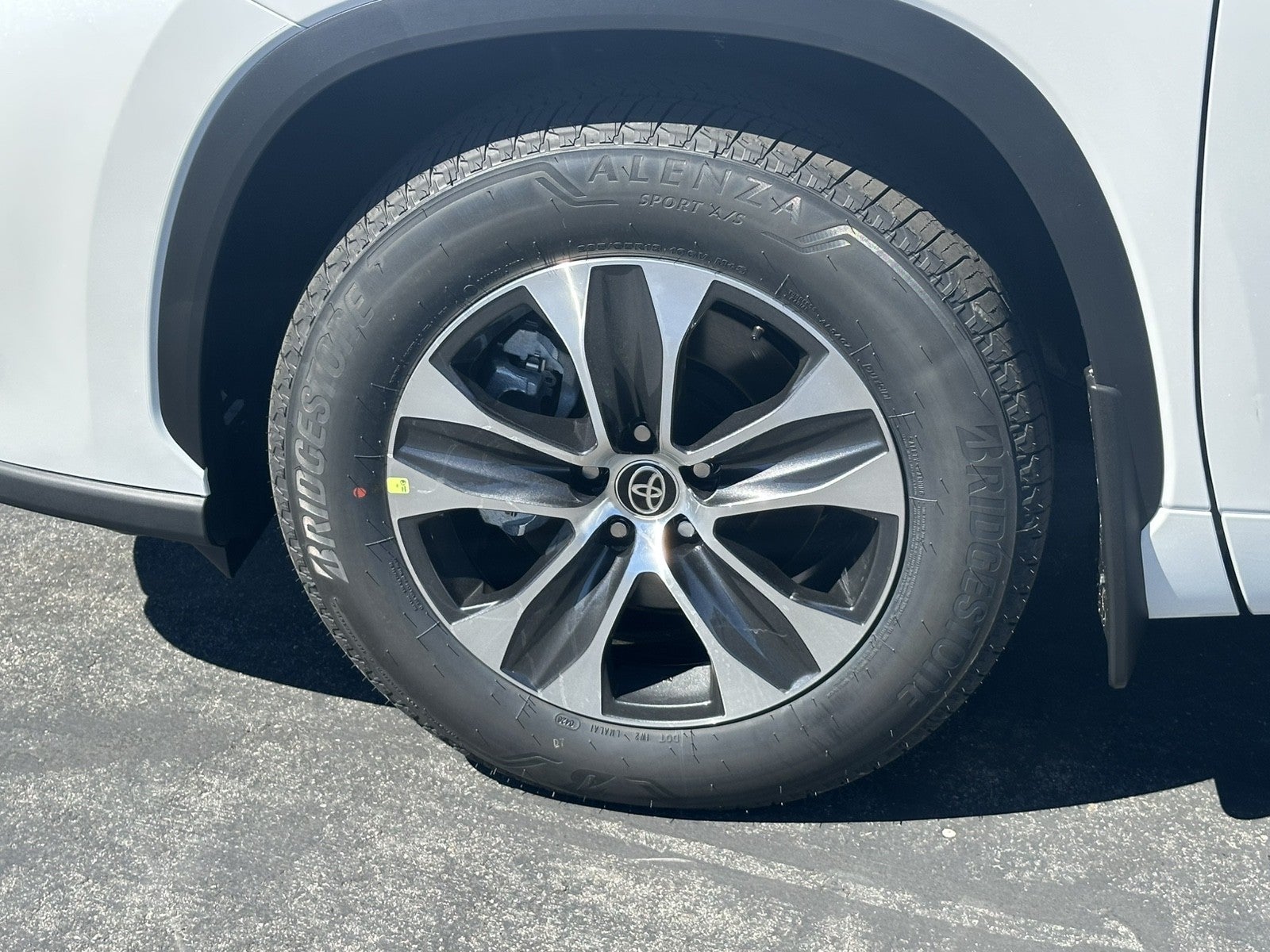 2026 Toyota Highlander Hybrid Hybrid XLE