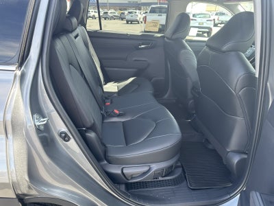 2026 Toyota Highlander Hybrid Hybrid XLE