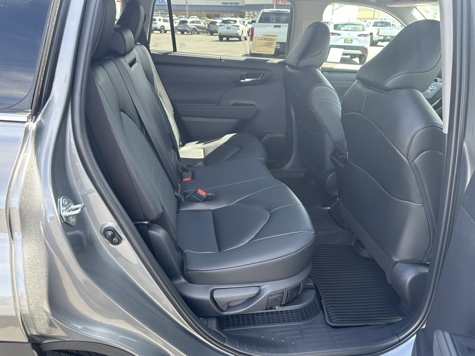 2026 Toyota Highlander Hybrid Hybrid XLE