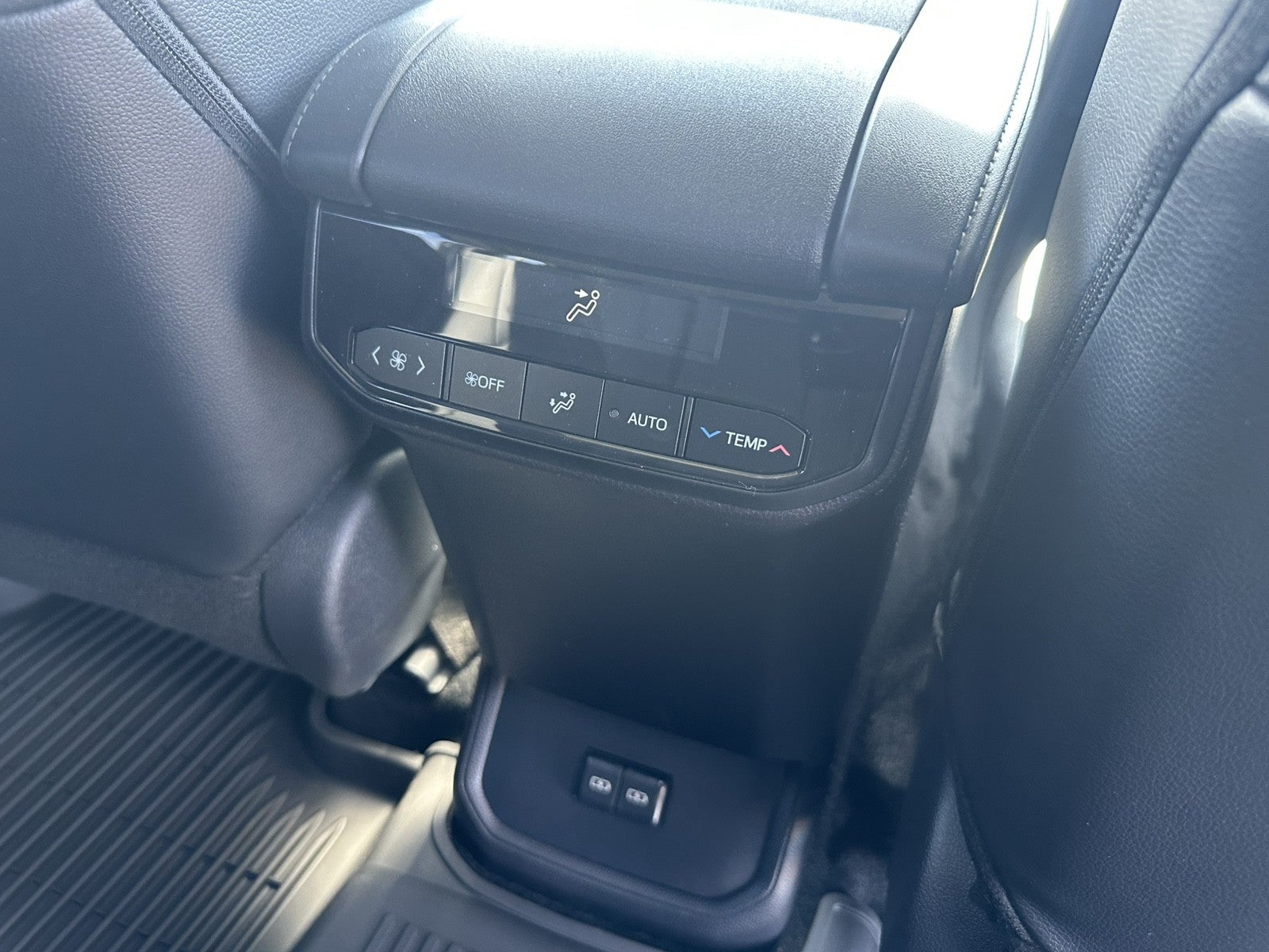 2026 Toyota Highlander Hybrid Hybrid XLE