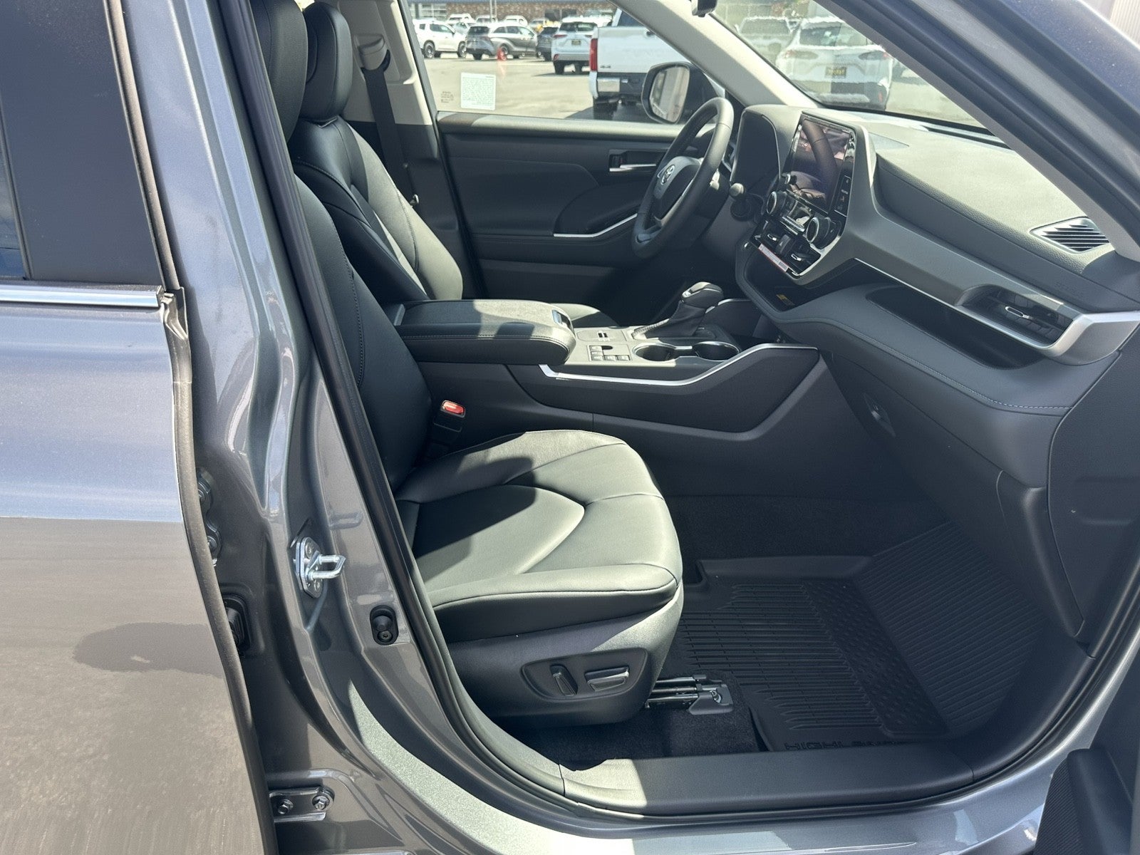 2026 Toyota Highlander Hybrid Hybrid XLE