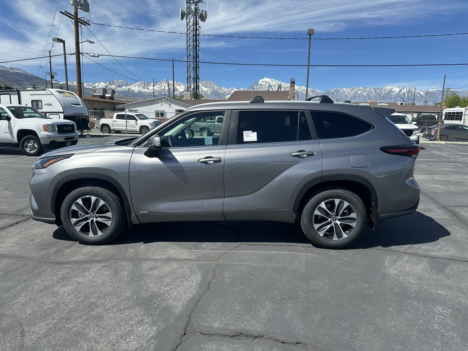 2026 Toyota Highlander Hybrid Hybrid XLE