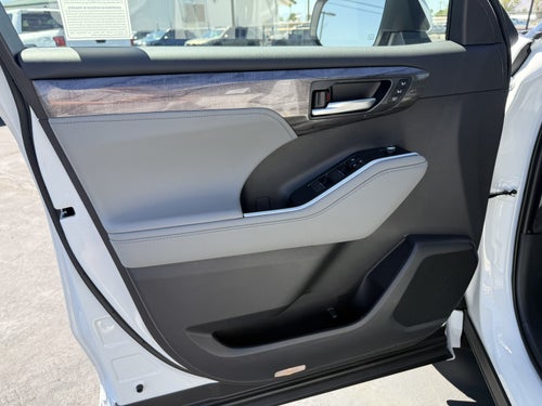 2026 Toyota Highlander Limited