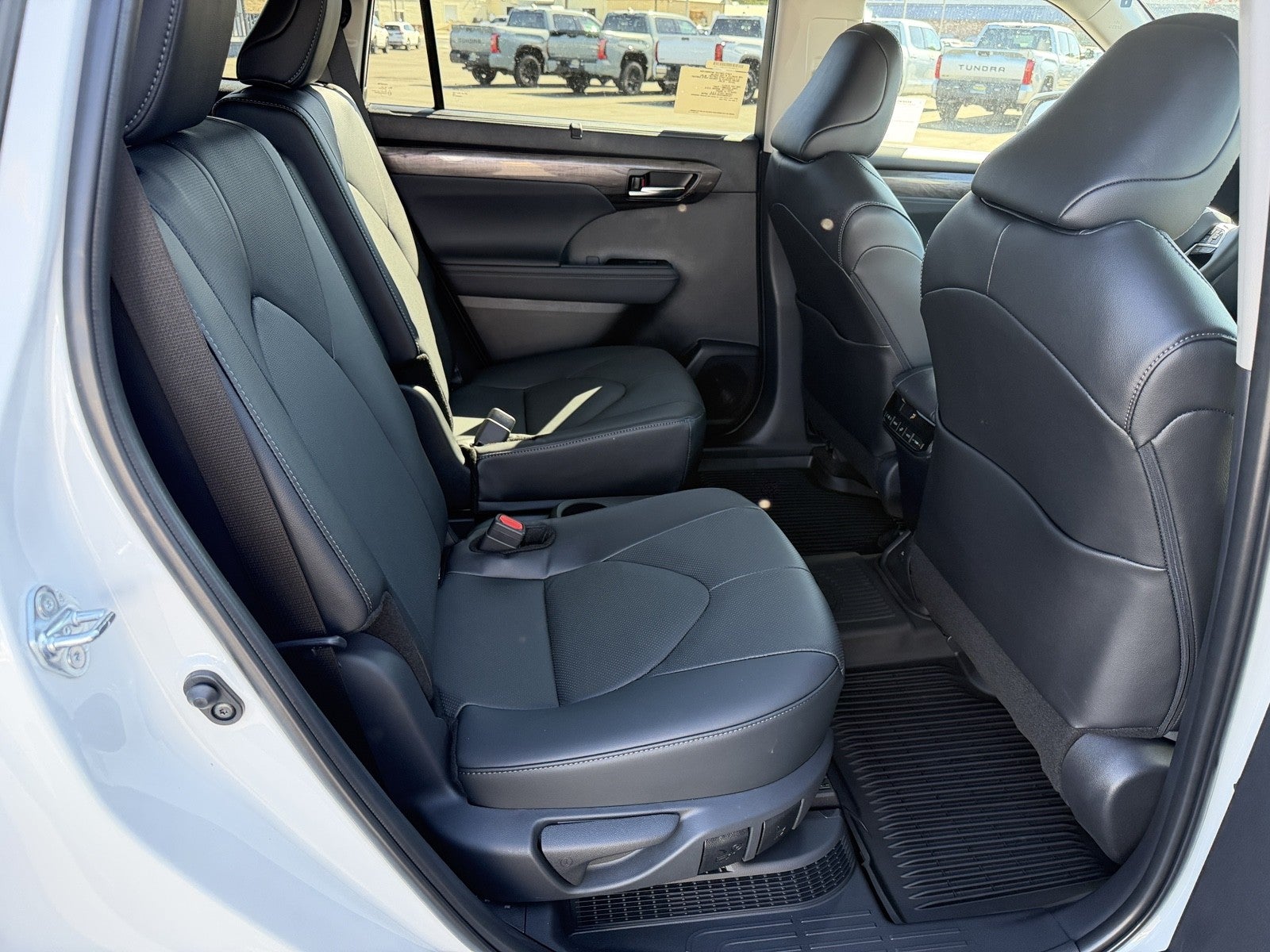2026 Toyota Highlander Hybrid Hybrid Limited