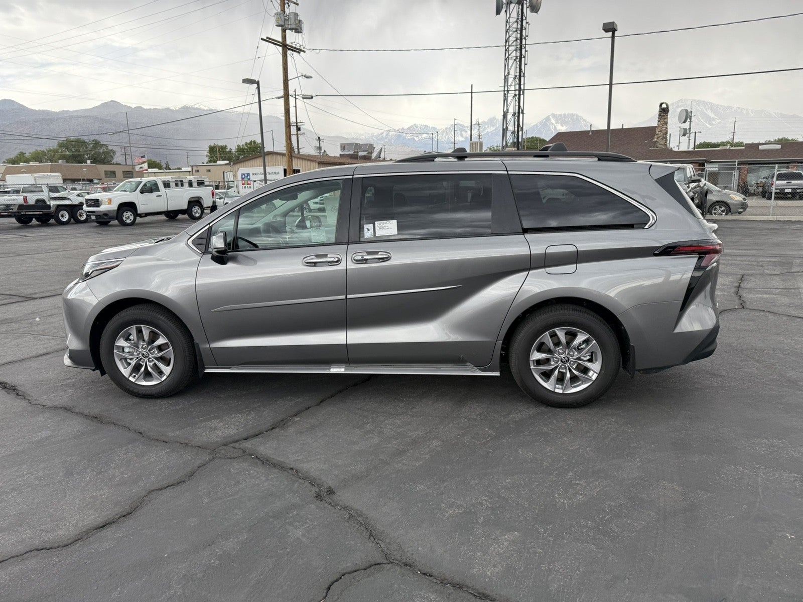 2026 Toyota Sienna XLE