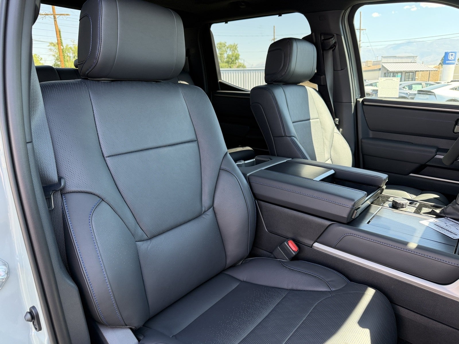 2026 Toyota Tundra i-FORCE MAX Platinum i-FORCE MAX
