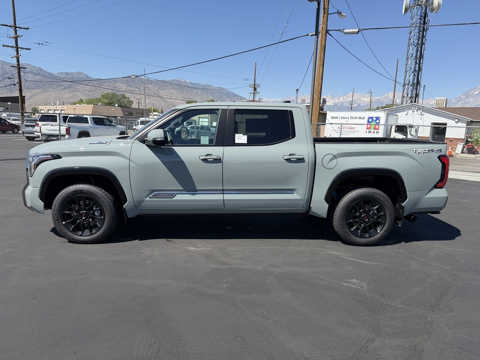 2026 Toyota Tundra i-FORCE MAX Platinum i-FORCE MAX