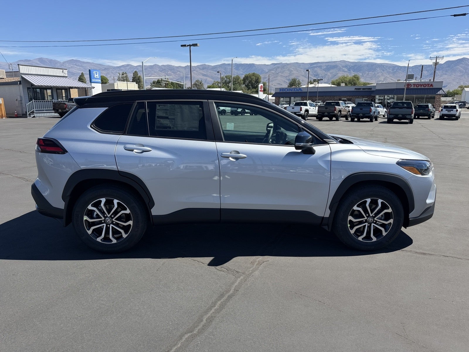 2026 Toyota Corolla Cross Hybrid Hybrid SE