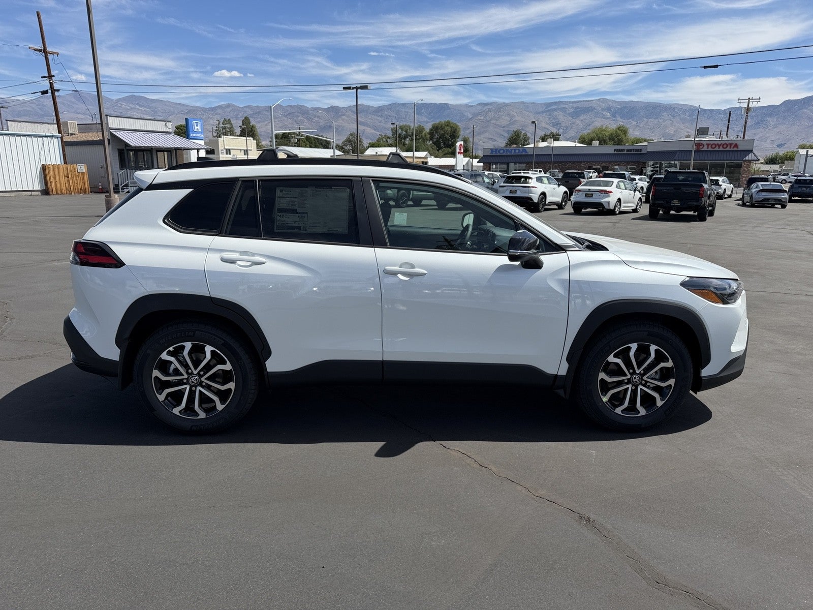 2026 Toyota Corolla Cross Hybrid Hybrid SE