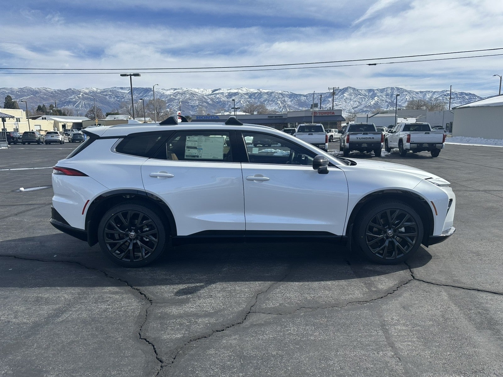 2026 Toyota Toyota Crown Signia Limited