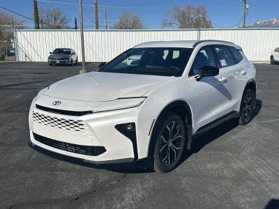 2025 Toyota Toyota Crown Signia XLE