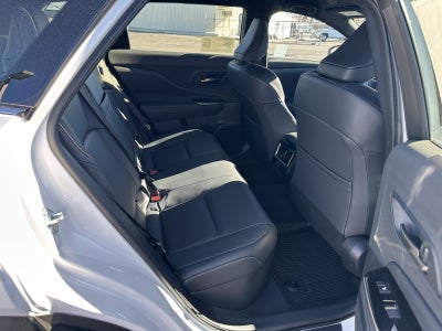 2025 Toyota Toyota Crown Signia XLE