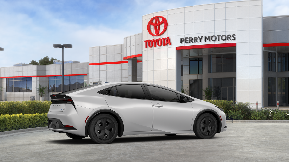 2027 Toyota Prius LE