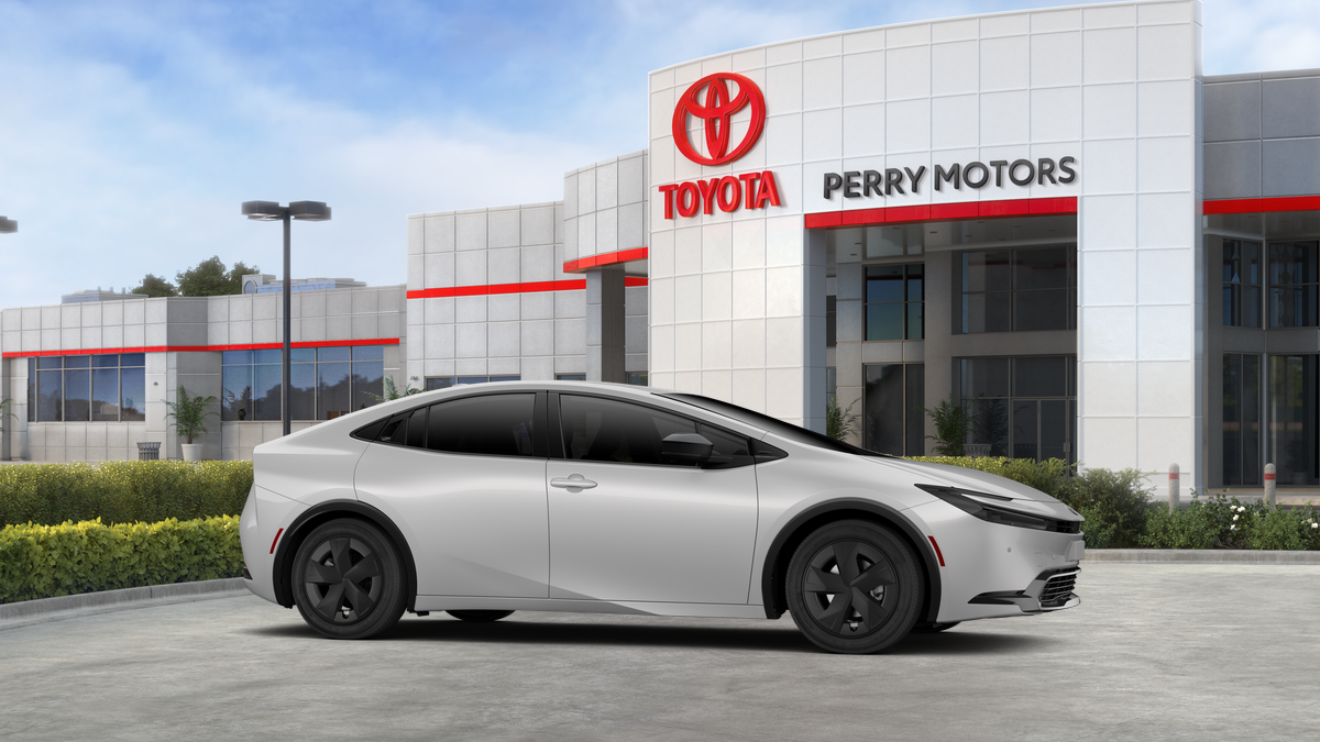 2027 Toyota Prius LE
