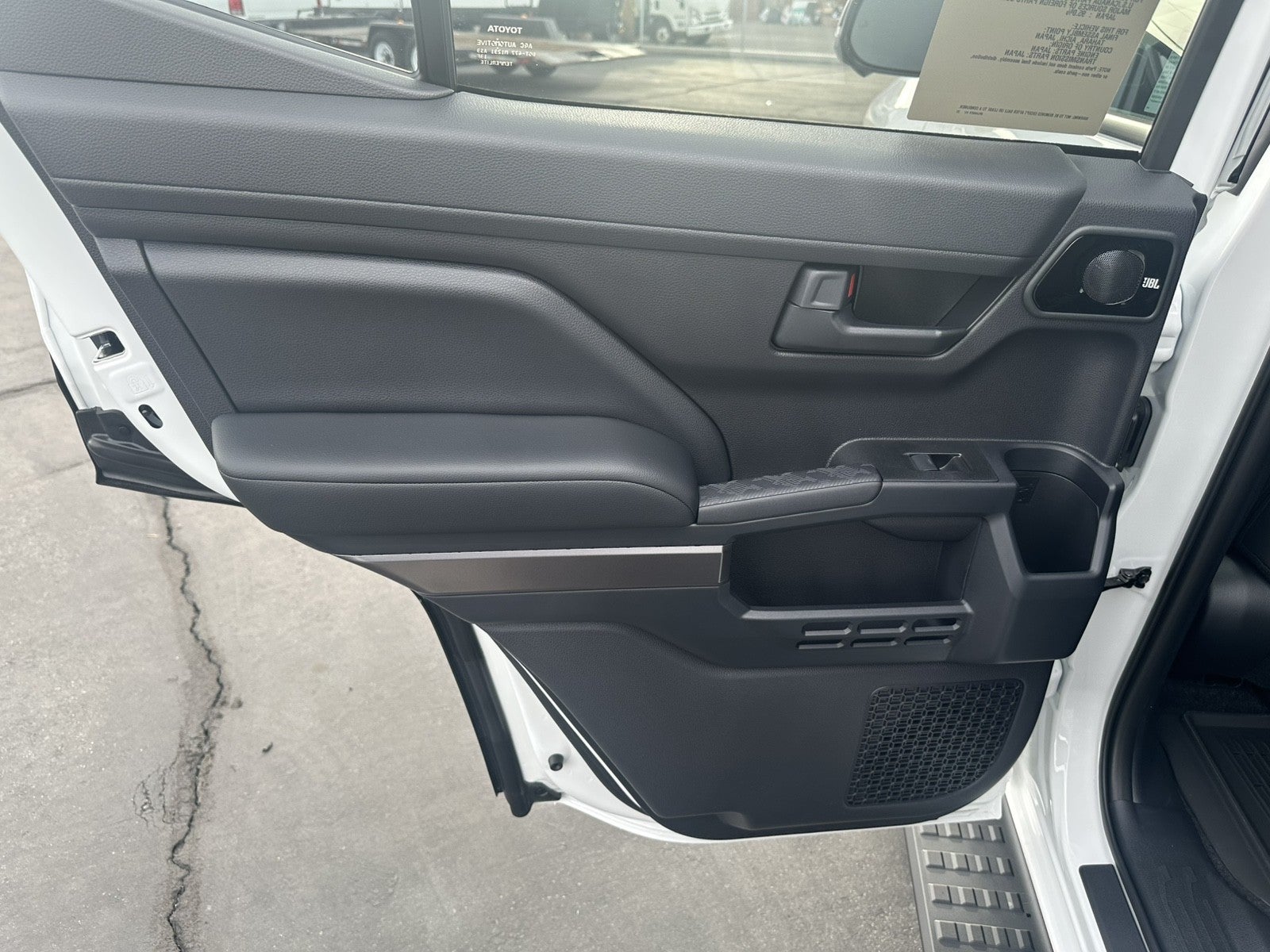 2025 Toyota 4Runner i-FORCE MAX TRD Off-Road Premium i-FORCE MAX