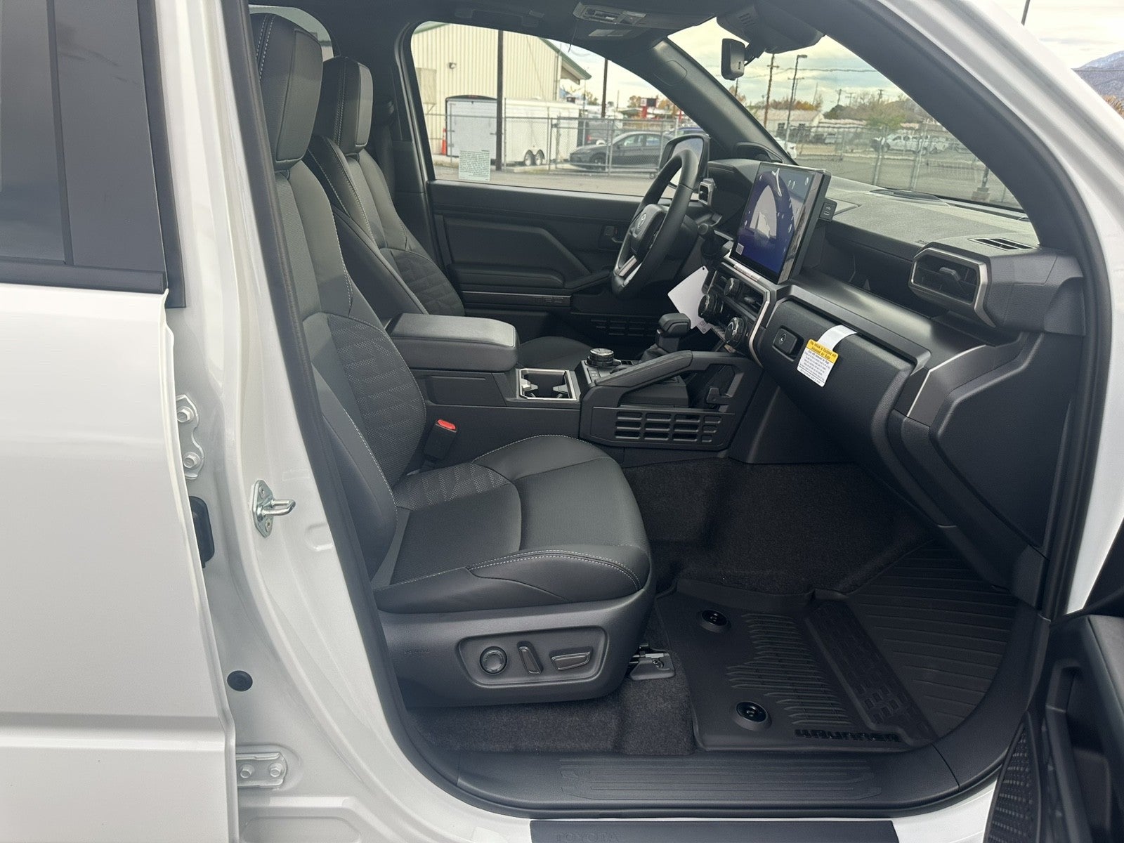 2025 Toyota 4Runner i-FORCE MAX TRD Off-Road Premium i-FORCE MAX