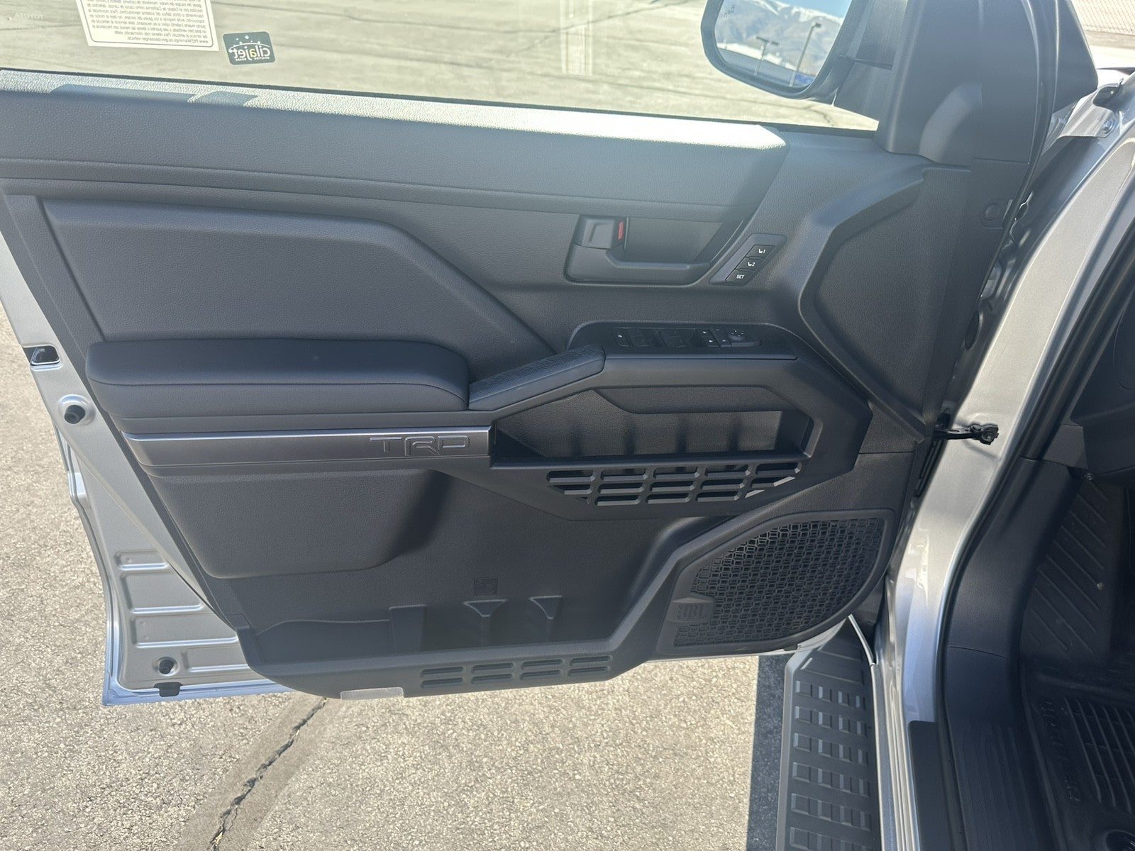 2026 Toyota 4Runner i-FORCE MAX TRD Off-Road Premium i-FORCE MAX