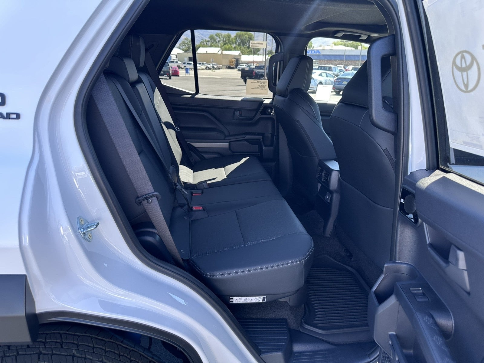 2026 Toyota 4Runner i-FORCE MAX TRD Off-Road Premium i-FORCE MAX