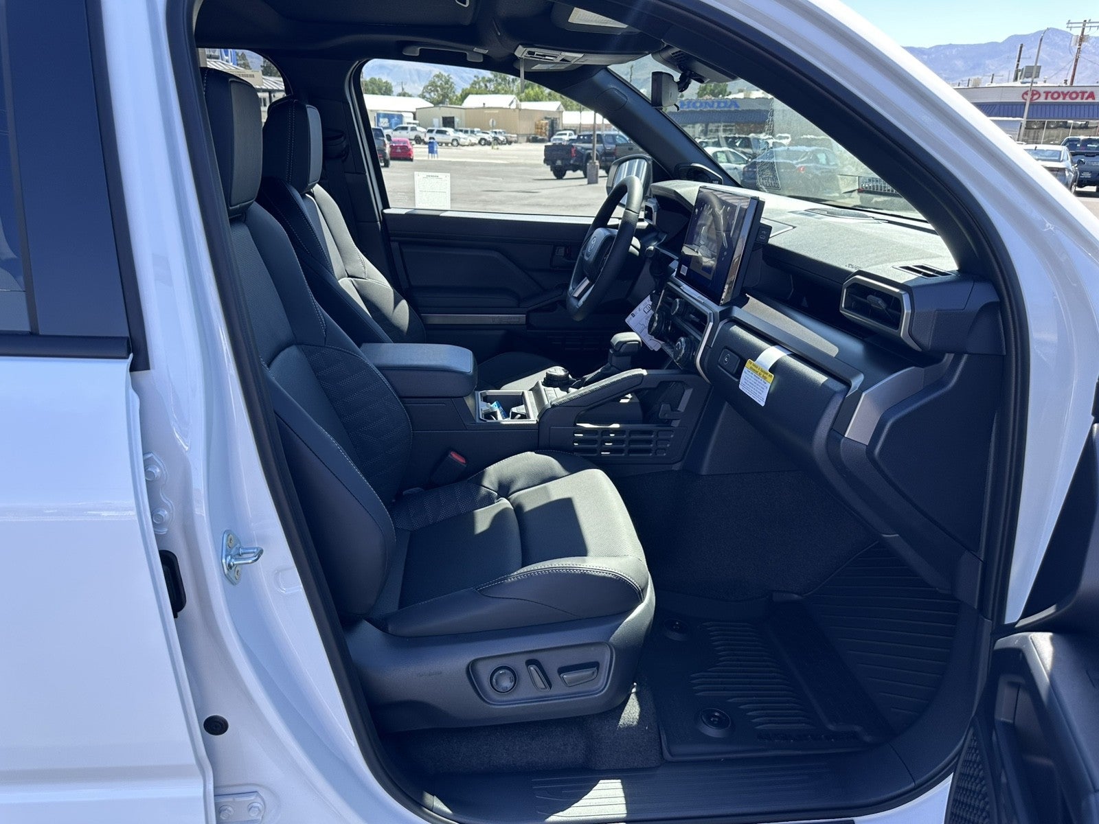 2026 Toyota 4Runner i-FORCE MAX TRD Off-Road Premium i-FORCE MAX