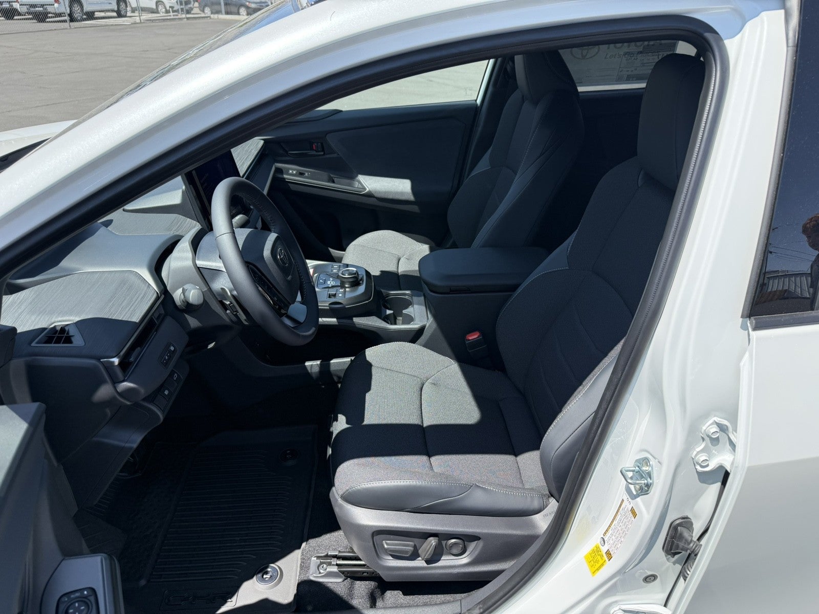 2026 Toyota C-HR SE