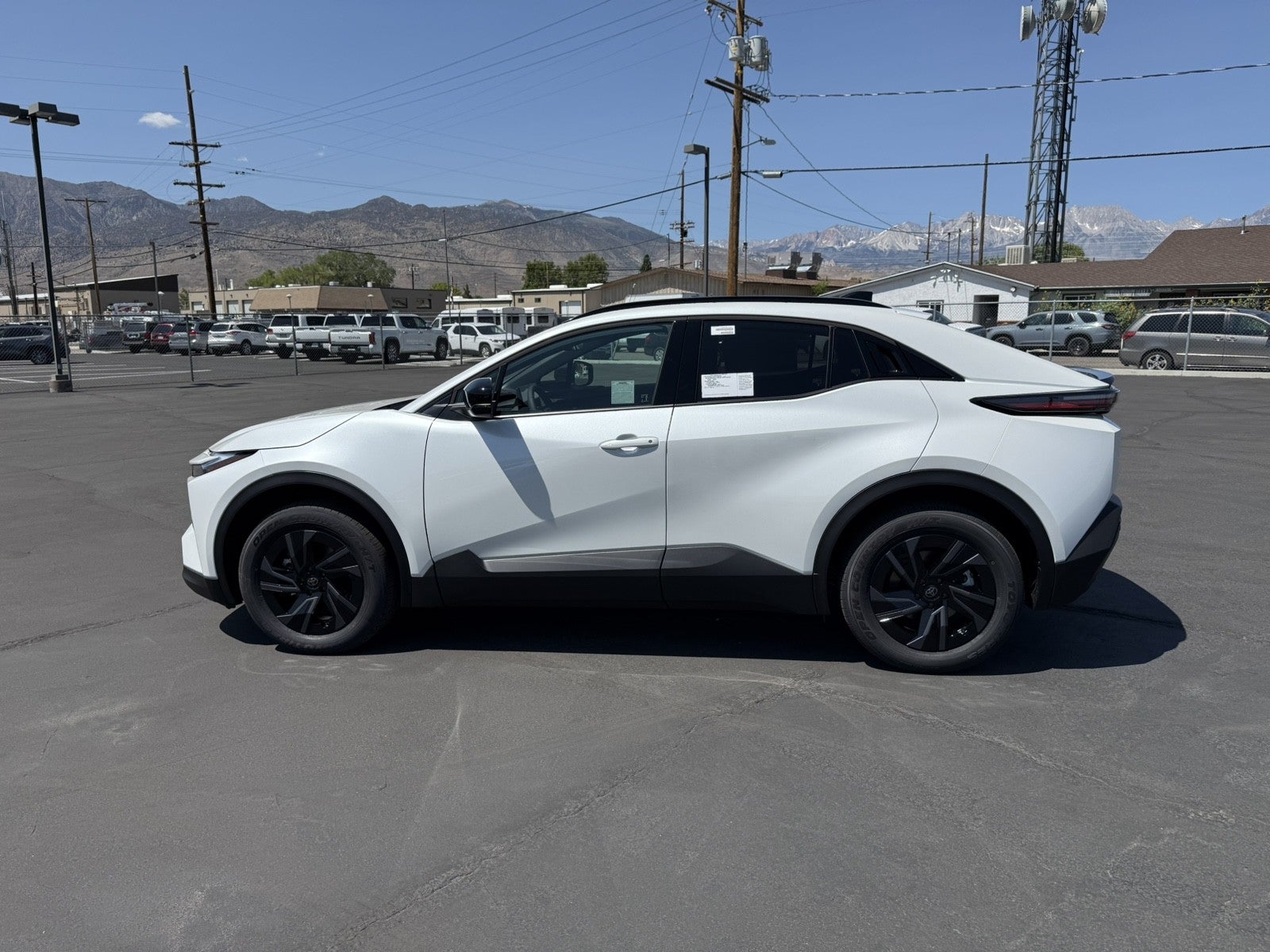 2026 Toyota C-HR SE
