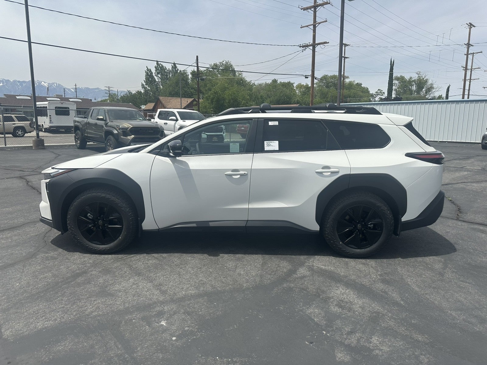2026 Toyota bZ Woodland bZ Woodland Premium