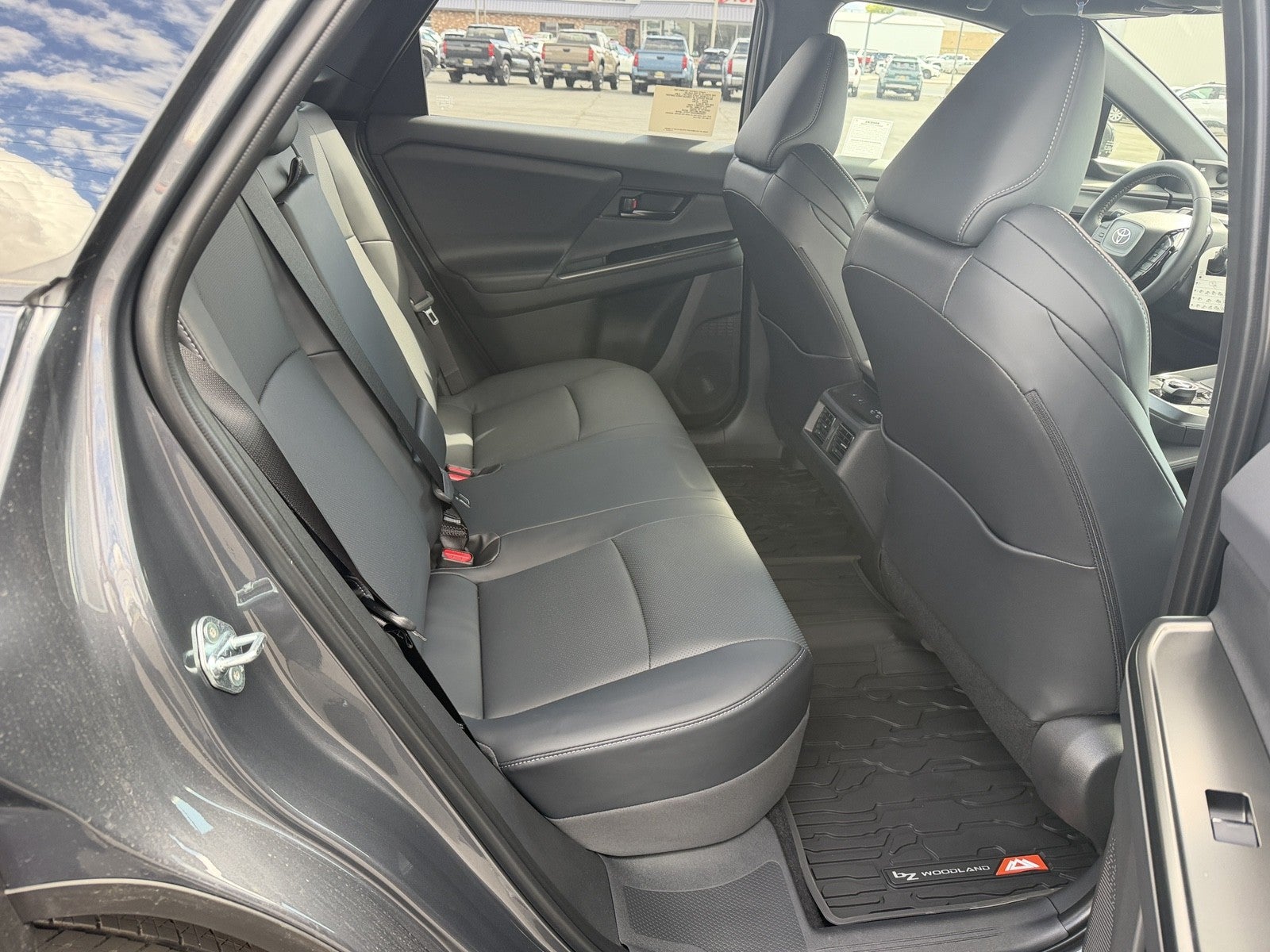 2026 Toyota bZ Woodland bZ Woodland Premium