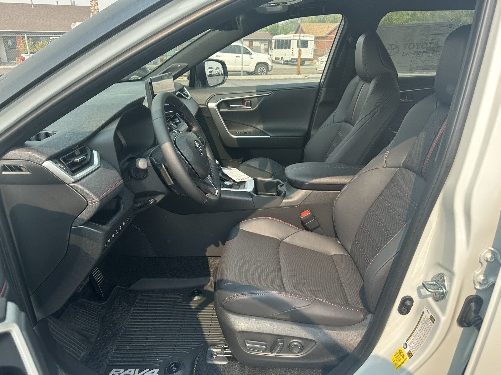 2025 Toyota RAV4 Plug-in Hybrid XSE